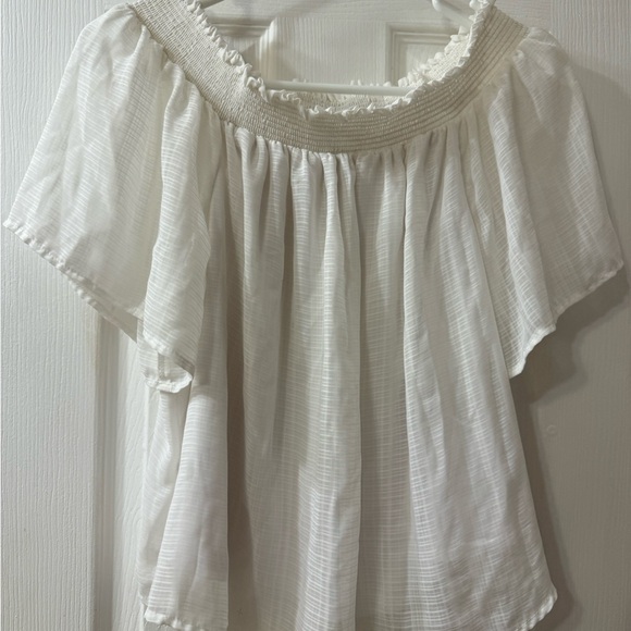 💜 3/$15 CATO White blouse Small - Picture 2 of 6